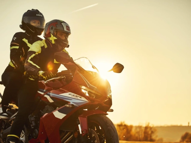 Motoros és autós fotózás