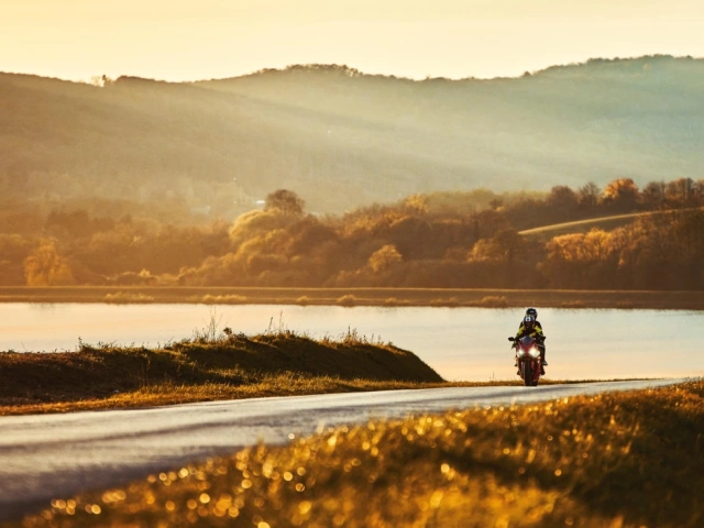 Motoros és autós fotózás