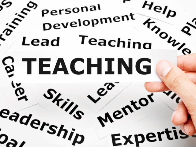 Oktatóanyag- és kurzuskészítés vállalkozóknak